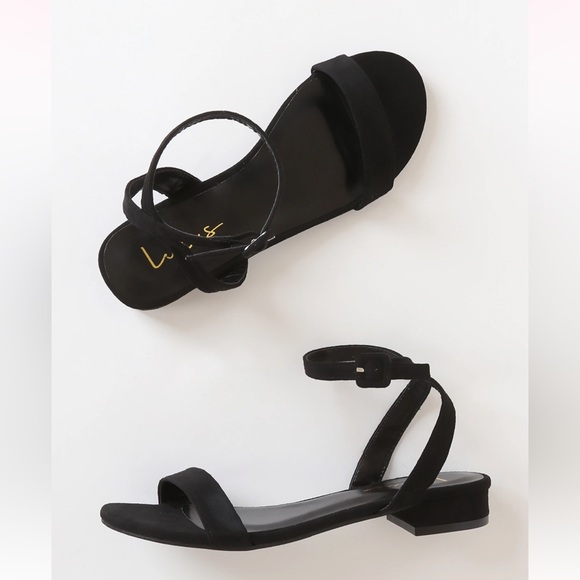 NWT Darryian Black Suede Ankle Strap Sandals - Picture 2 of 8